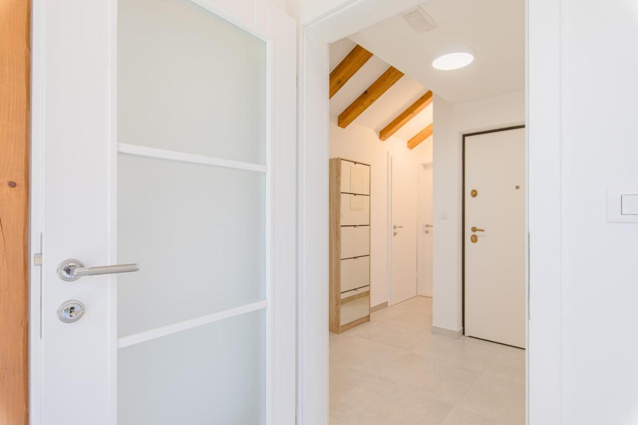 Angela Apartment Сплит Екстериор снимка